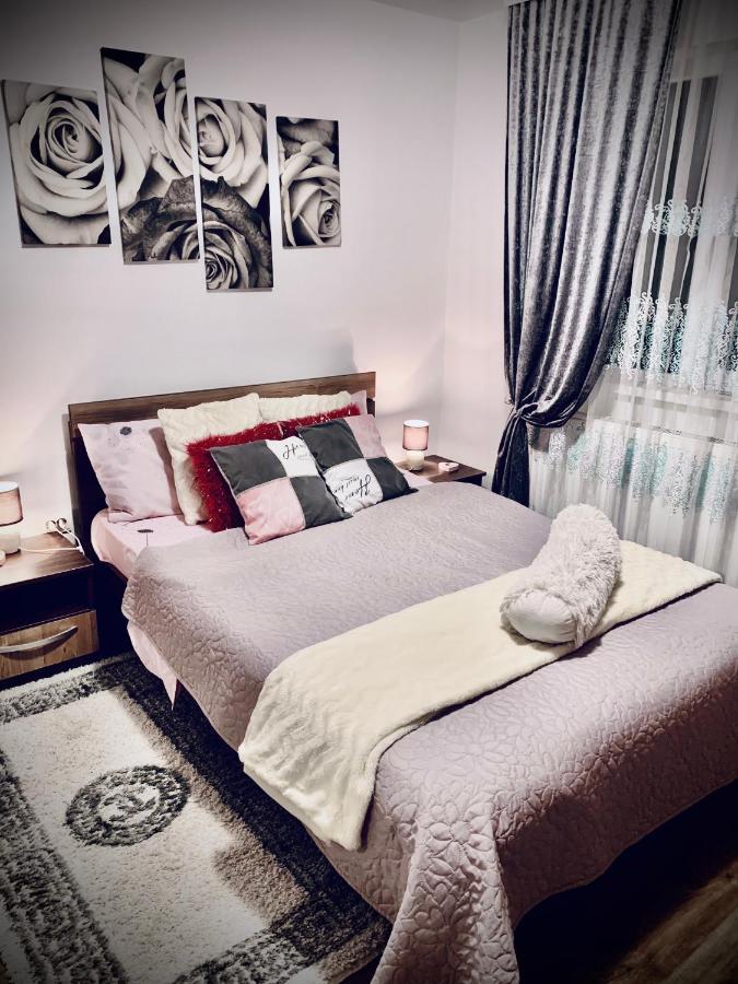 Home Residence 阿尔巴·尤利亚· 外观 照片